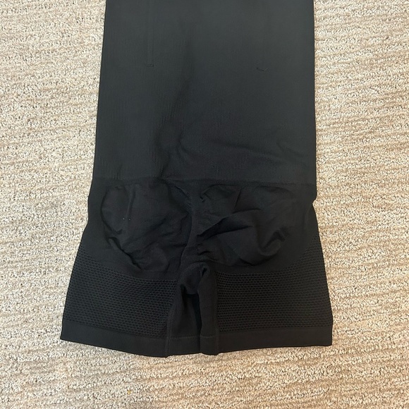 Robert Matthew Shapewear Brilliance High Waisted Mid-Thigh Shorts, XXL 14-16 - Picture 2 of 8